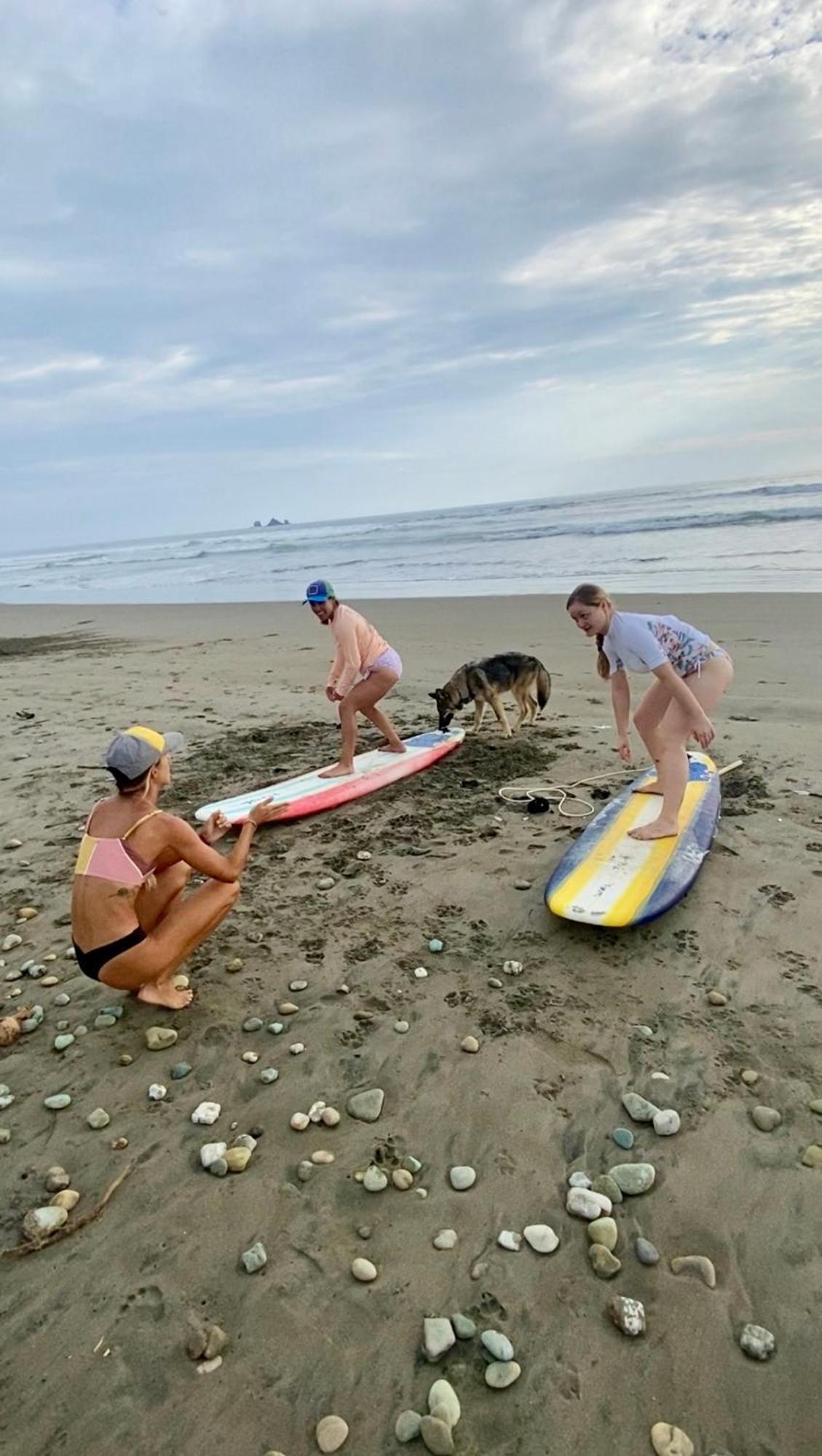 Hermanos Perdidos Surf Лас-Тунас Экстерьер фото