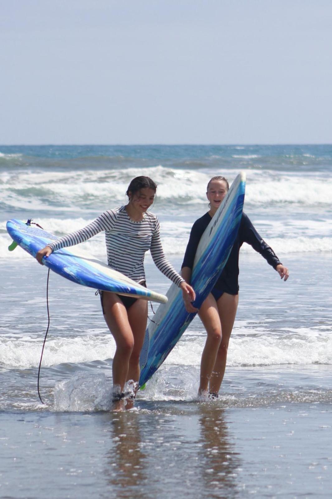 Hermanos Perdidos Surf Лас-Тунас Экстерьер фото